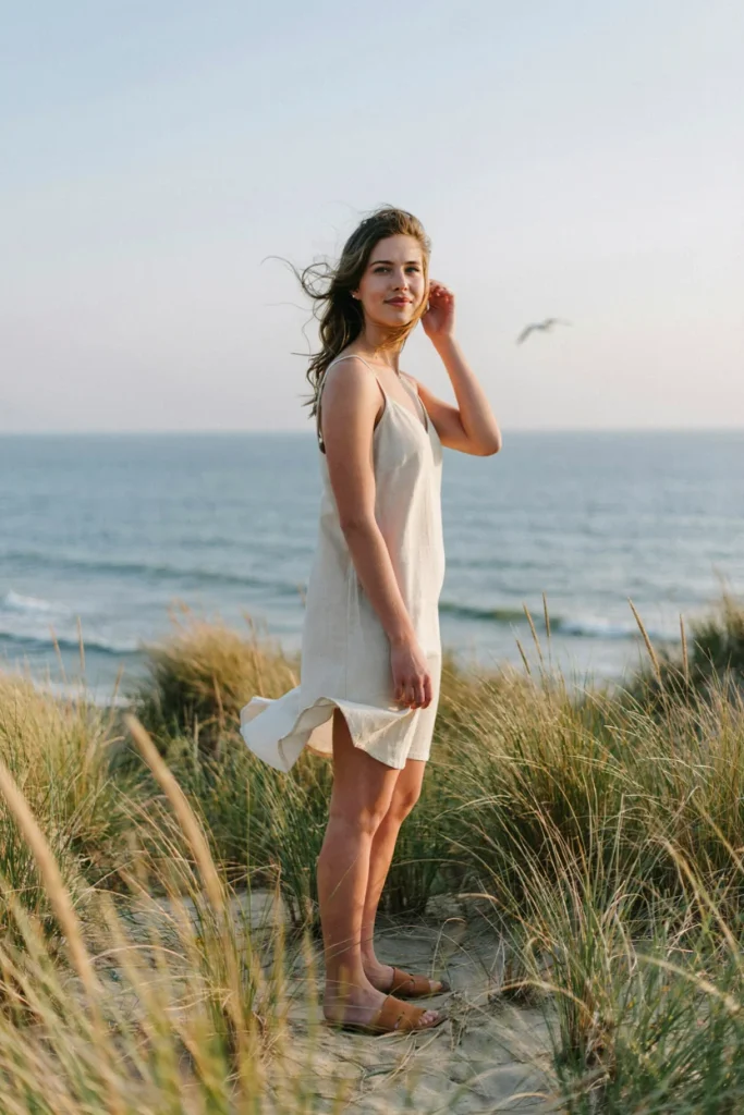 20 Pretty Open Hair Looks for a Soft Glam Vibe Beachy Waves for Effortless Glam