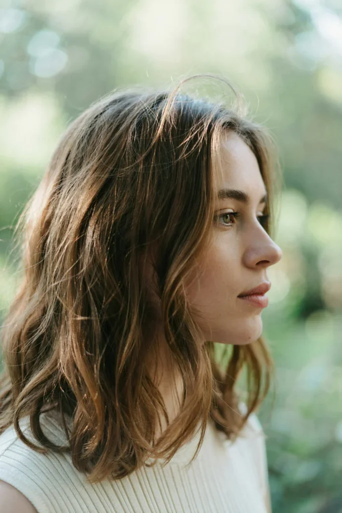  Open Hair with Subtle Highlights