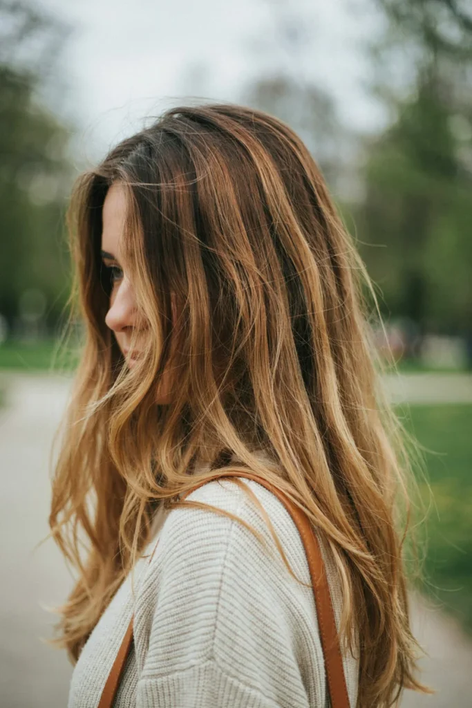  Open Hair with Subtle Ombre Highlights
